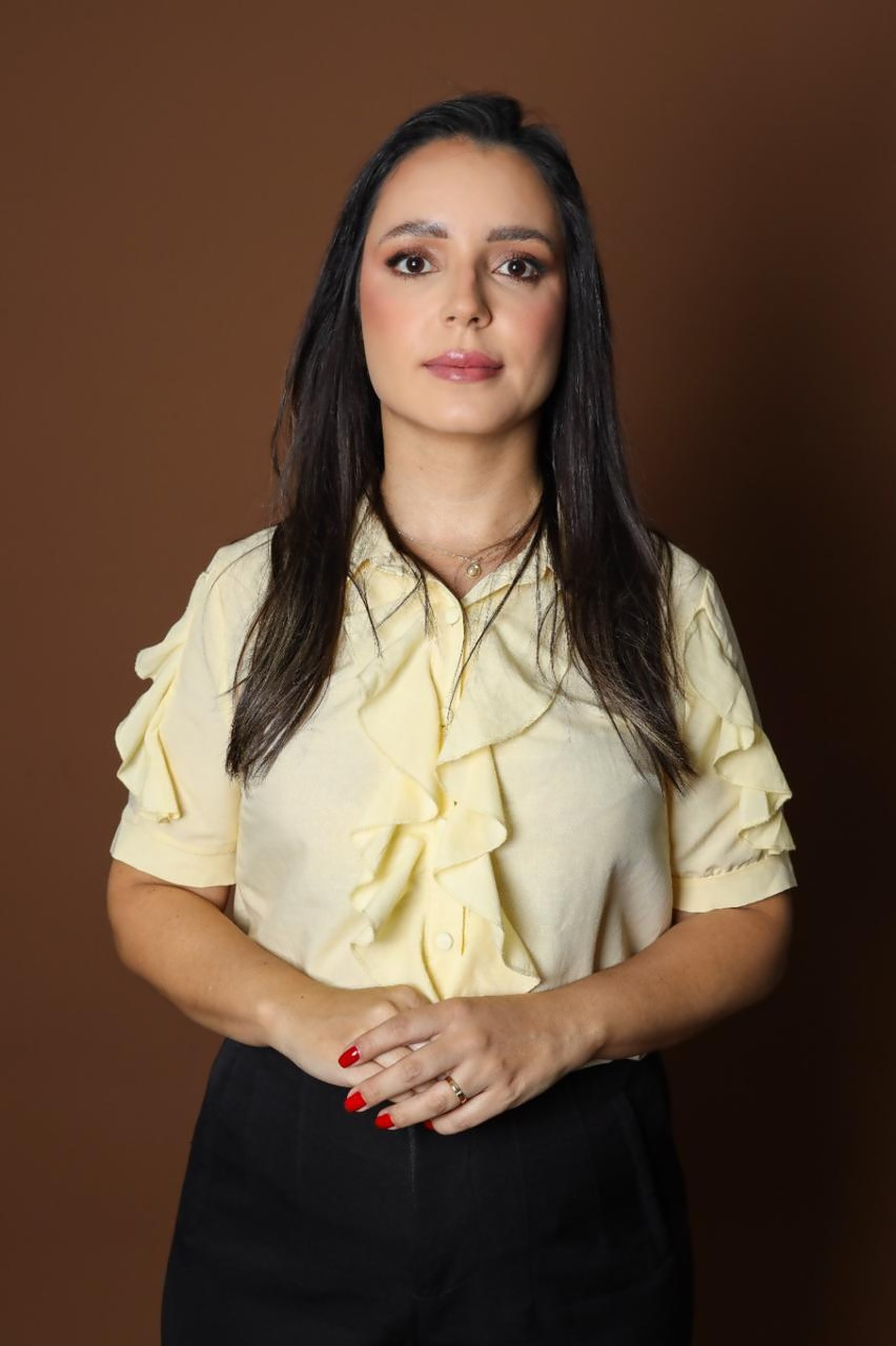 Dra. Michely Carvalho